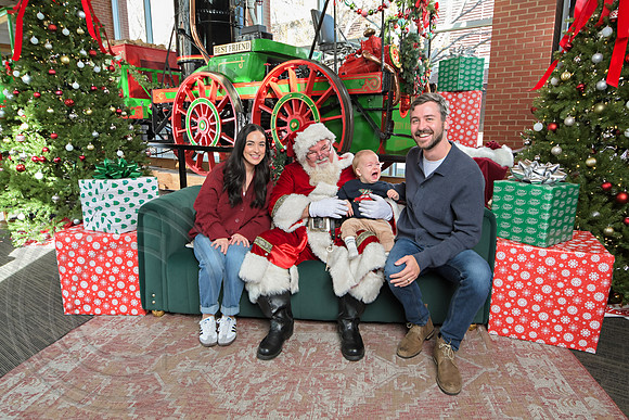 The Charleston Santa 2024-Dec15-3002