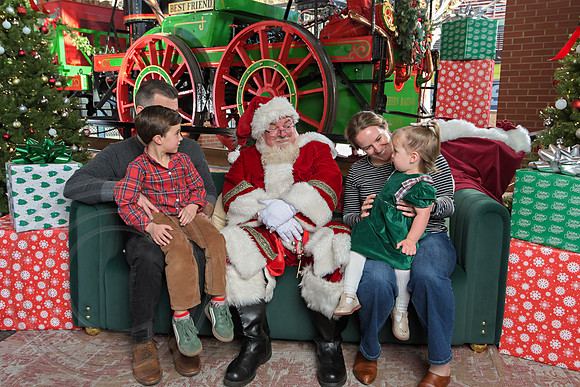 The Charleston Santa 2024-Dec14-2432