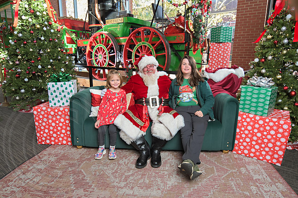 The Charleston Santa 2024-Dec1-0915