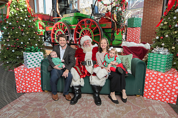 The Charleston Santa 2024-Dec15-2834