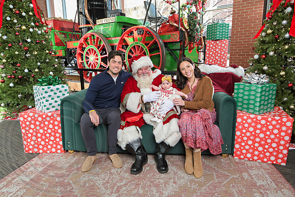 The Charleston Santa 2024-Dec15-2976