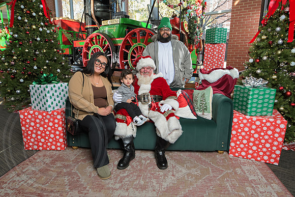 The Charleston Santa 2024-Dec7-1696