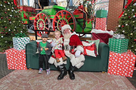 The Charleston Santa 2024-Dec15-2955