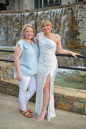 RKPhoto-2024-FallsPark-PromPics-126