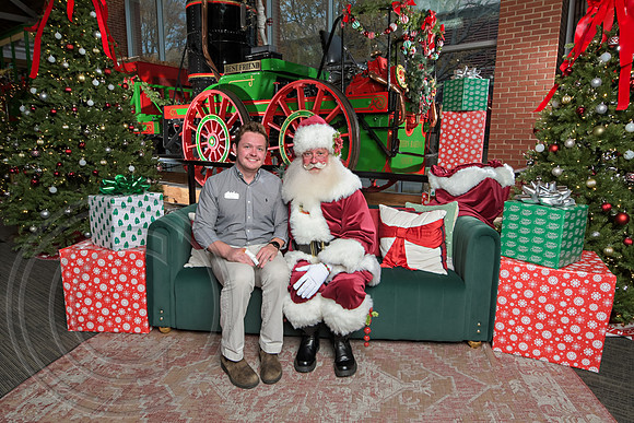 The Charleston Santa 2024-Dec10-2294