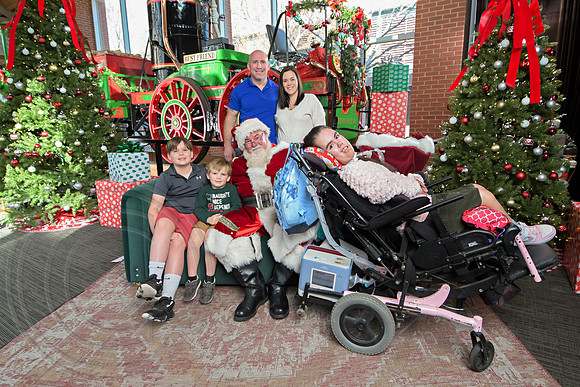 The Charleston Santa 2024-Dec15-3026