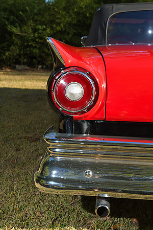 RKPhoto-1957FordFairlane-029
