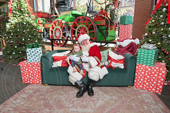 The Charleston Santa 2024-Dec1-0943
