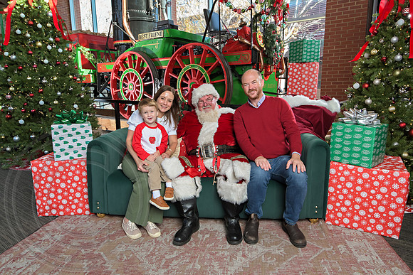 The Charleston Santa 2024-Dec14-2379