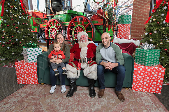 The Charleston Santa 2024-Dec22-3989
