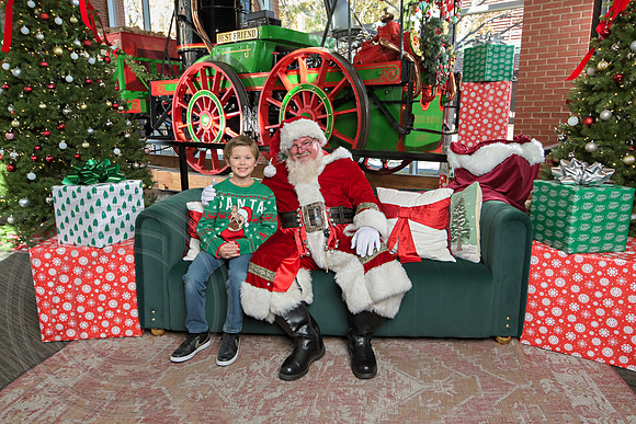 The Charleston Santa 2024-Dec7-1576