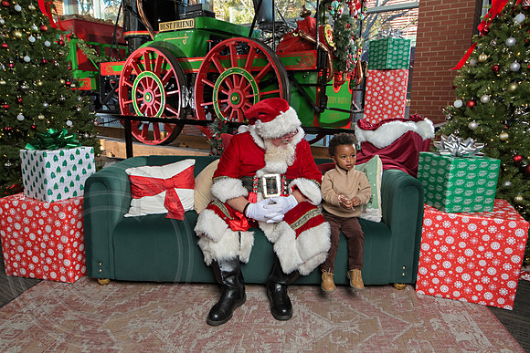 The Charleston Santa 2024-Dec7-1769