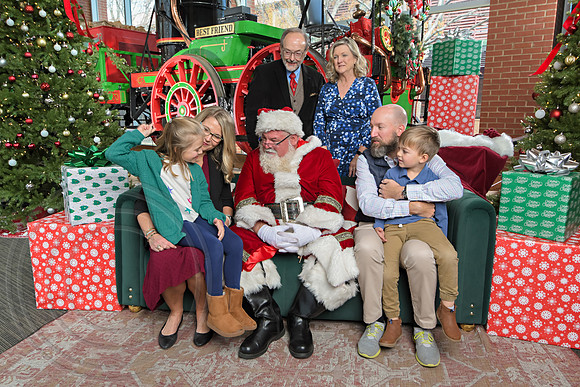 The Charleston Santa 2024-Dec15-2923