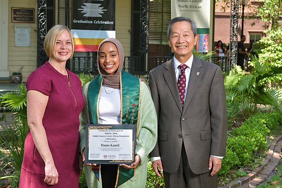RKPhoto-2024-CofCSpringGraduation-081