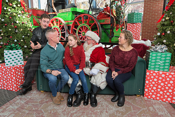 The Charleston Santa 2024-Dec15-2905