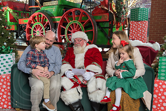 The Charleston Santa 2024-Dec14-2346