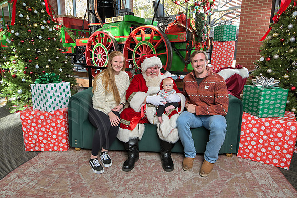 The Charleston Santa 2024-Dec7-1617