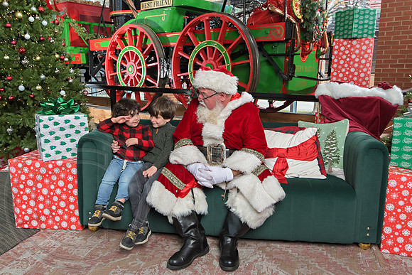 The Charleston Santa 2024-Dec15-2918