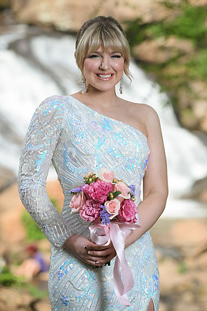 RKPhoto-2024-FallsPark-PromPics-03