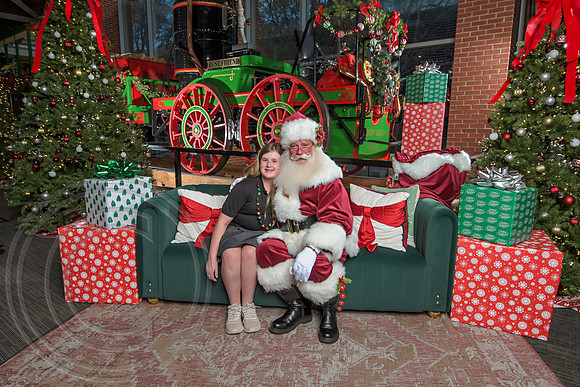 The Charleston Santa 2024-Dec10-2299