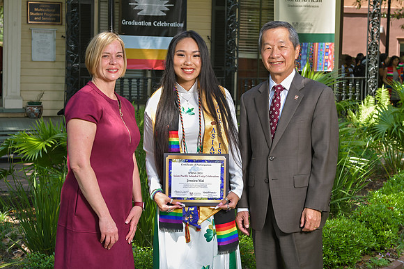 RKPhoto-2024-CofCSpringGraduation-068