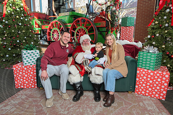 The Charleston Santa 2024-Dec14-2418