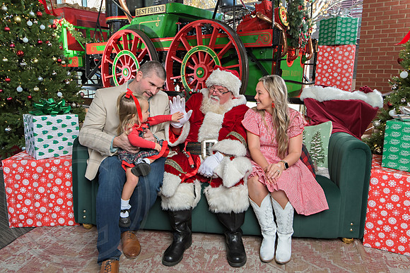 The Charleston Santa 2024-Dec15-2771