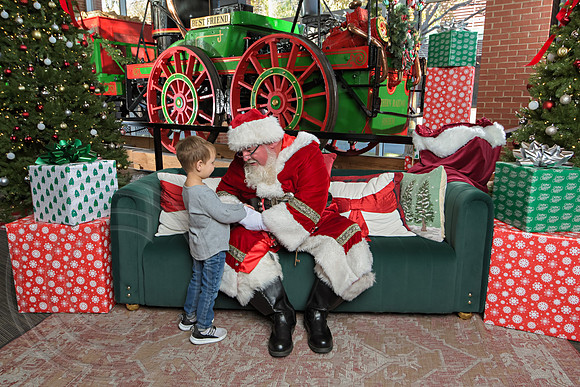 The Charleston Santa 2024-Dec7-1686