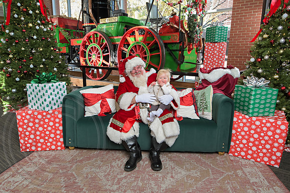 The Charleston Santa 2024-Dec7-1573