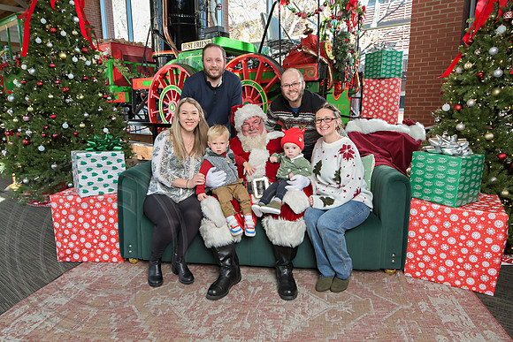The Charleston Santa 2024-Dec14-2537