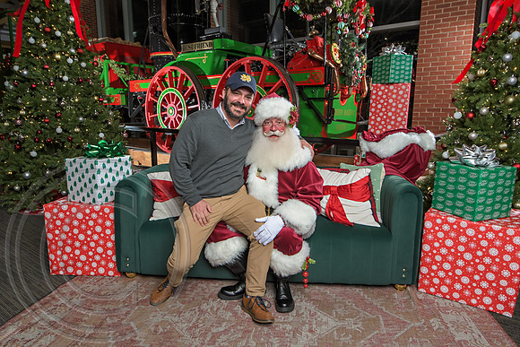 The Charleston Santa 2024-Dec10-2331
