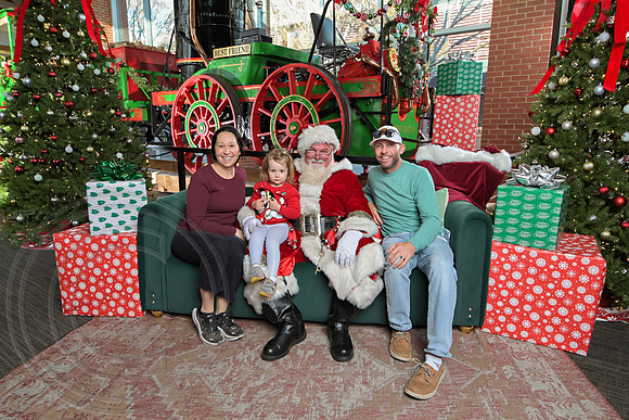 The Charleston Santa 2024-Dec15-3168