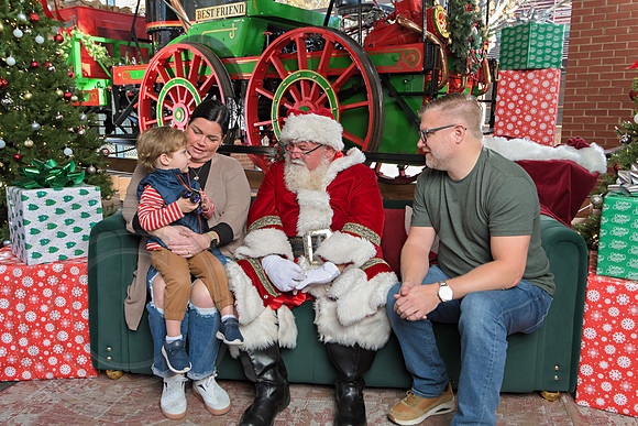 The Charleston Santa 2024-Dec15-2818