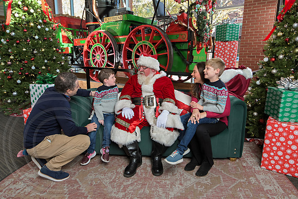 The Charleston Santa 2024-Dec7-1415