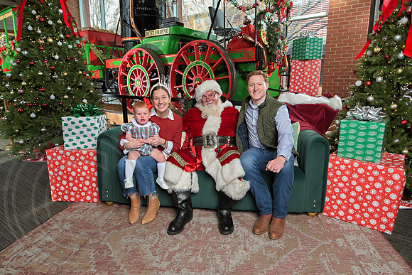 The Charleston Santa 2024-Dec15-3119