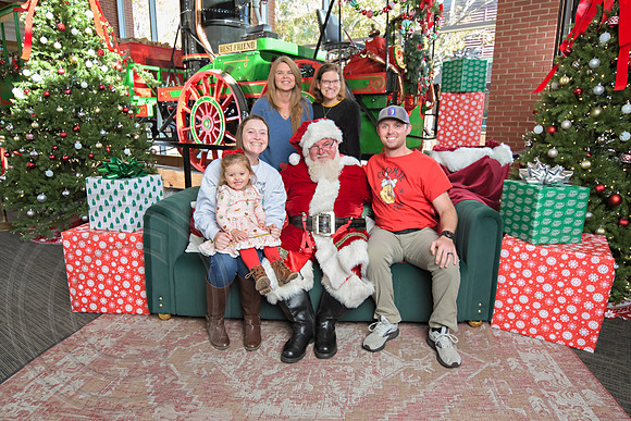 The Charleston Santa 2024-Nov30-0576