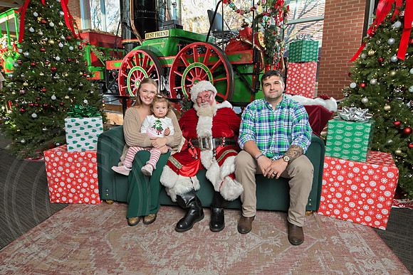 The Charleston Santa 2024-Dec15-3169