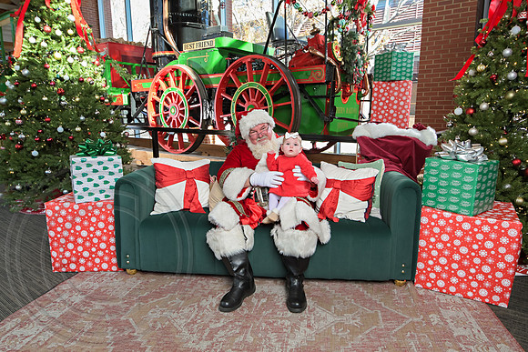 The Charleston Santa 2024-Dec14-2465