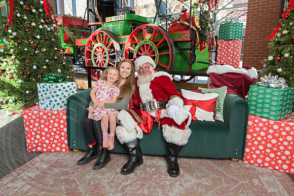 The Charleston Santa 2024-Dec14-2583