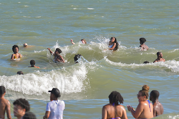 RKPhoto-CofC-2025-SpectraBeachDay_050