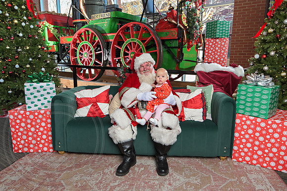 The Charleston Santa 2024-Dec14-2371
