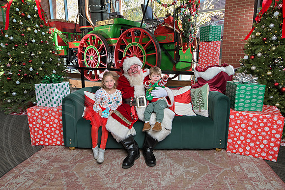 The Charleston Santa 2024-Dec7-1341