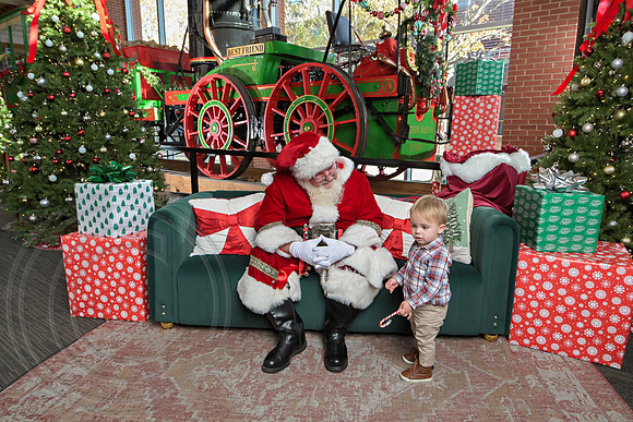 The Charleston Santa 2024-Dec7-1390