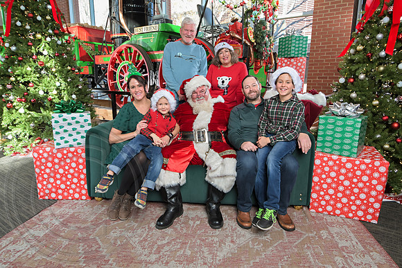 The Charleston Santa 2024-Dec15-3050
