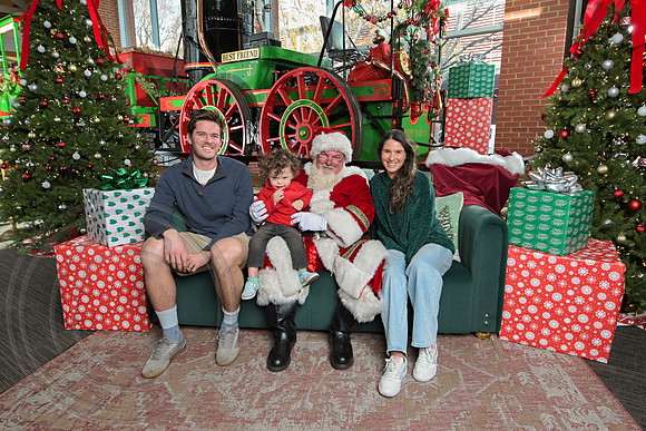 The Charleston Santa 2024-Dec14-2717