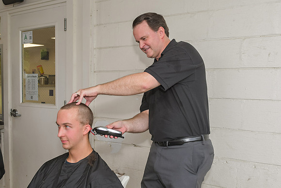 Austin-Buzz-Cut-Day-099