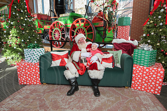 The Charleston Santa 2024-Dec14-2595