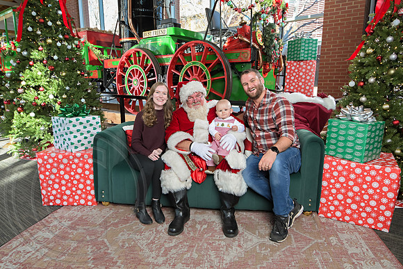 The Charleston Santa 2024-Dec14-2612
