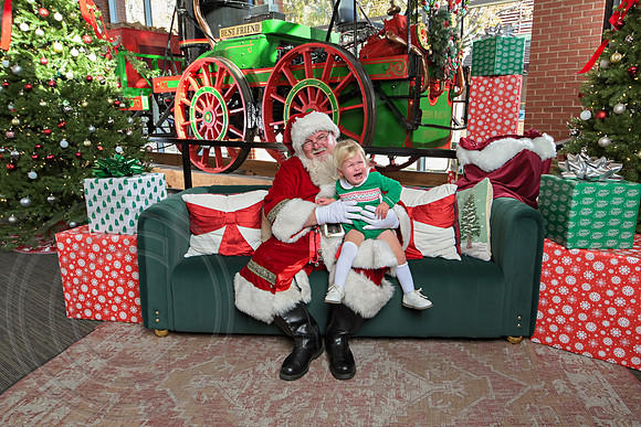 The Charleston Santa 2024-Dec7-1476