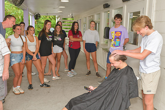Austin-Buzz-Cut-Day-072